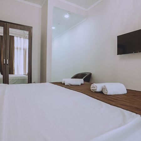 באטומי Royal Medis Hotel מראה חיצוני תמונה