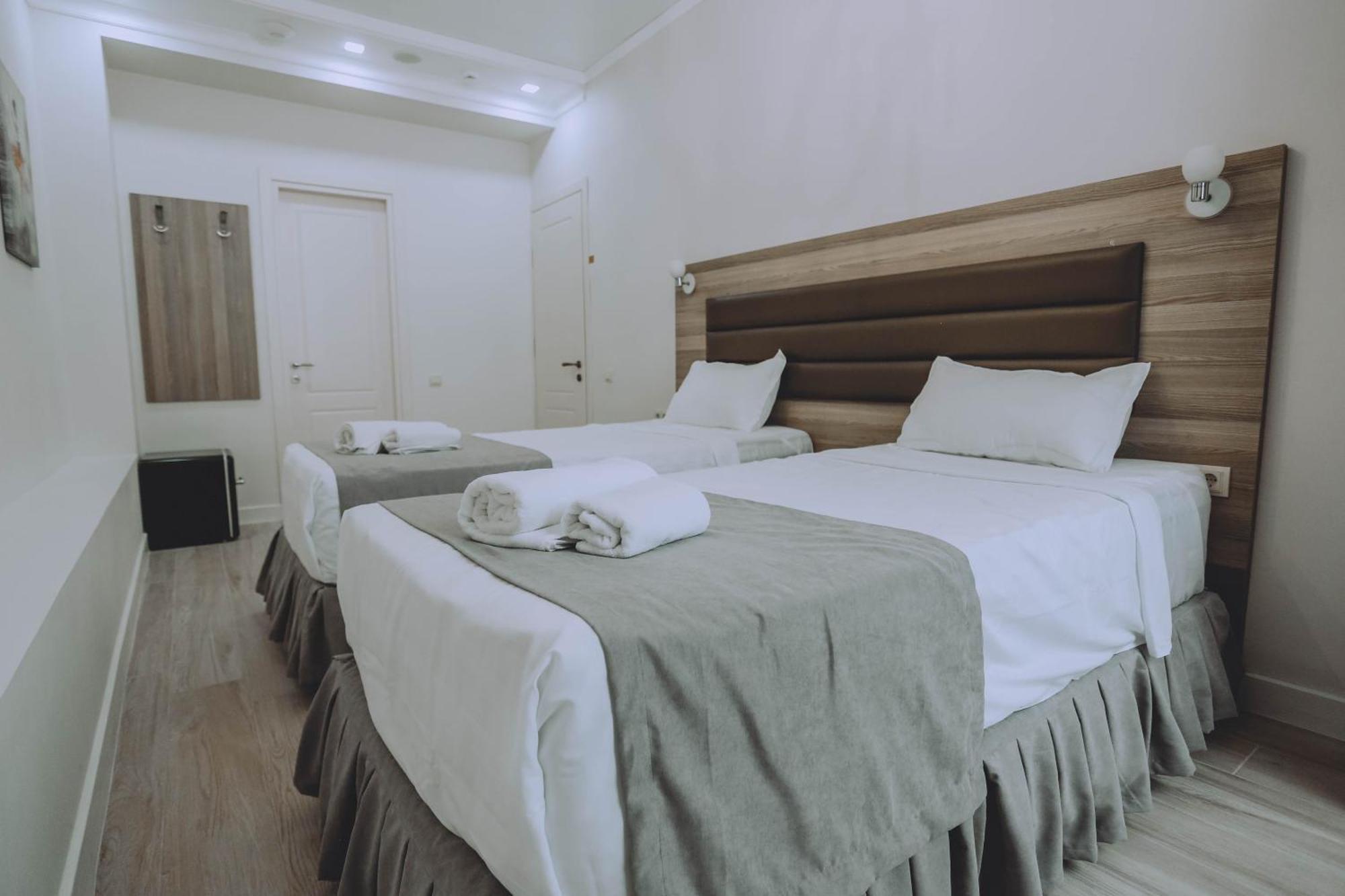 באטומי Royal Medis Hotel מראה חיצוני תמונה