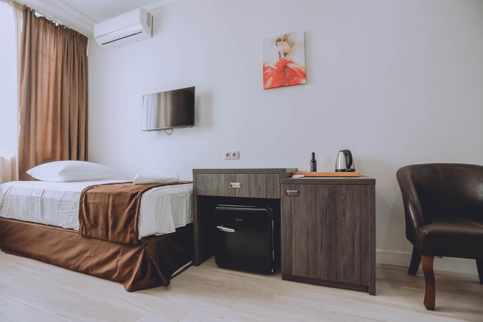 באטומי Royal Medis Hotel מראה חיצוני תמונה