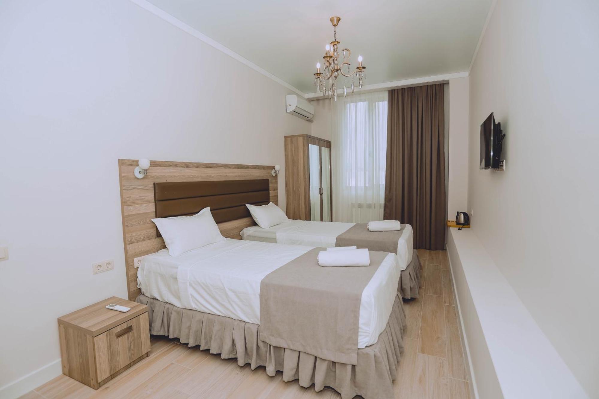 באטומי Royal Medis Hotel מראה חיצוני תמונה
