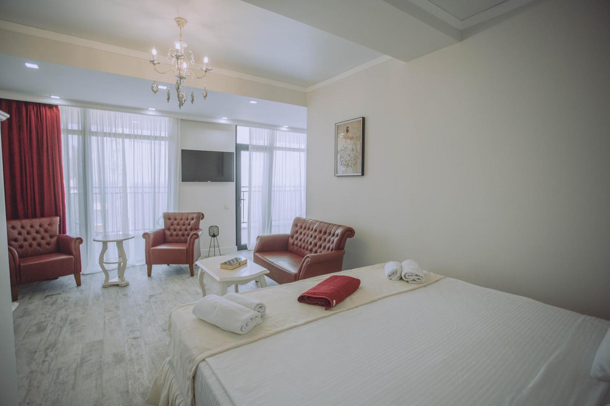 באטומי Royal Medis Hotel מראה חיצוני תמונה