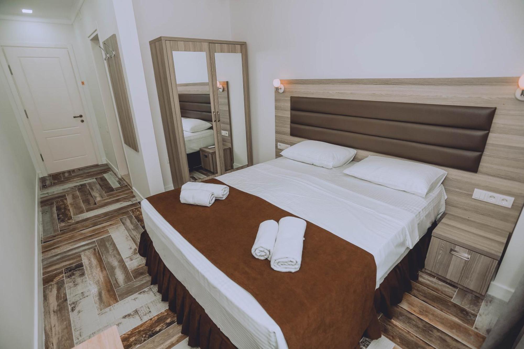 באטומי Royal Medis Hotel מראה חיצוני תמונה