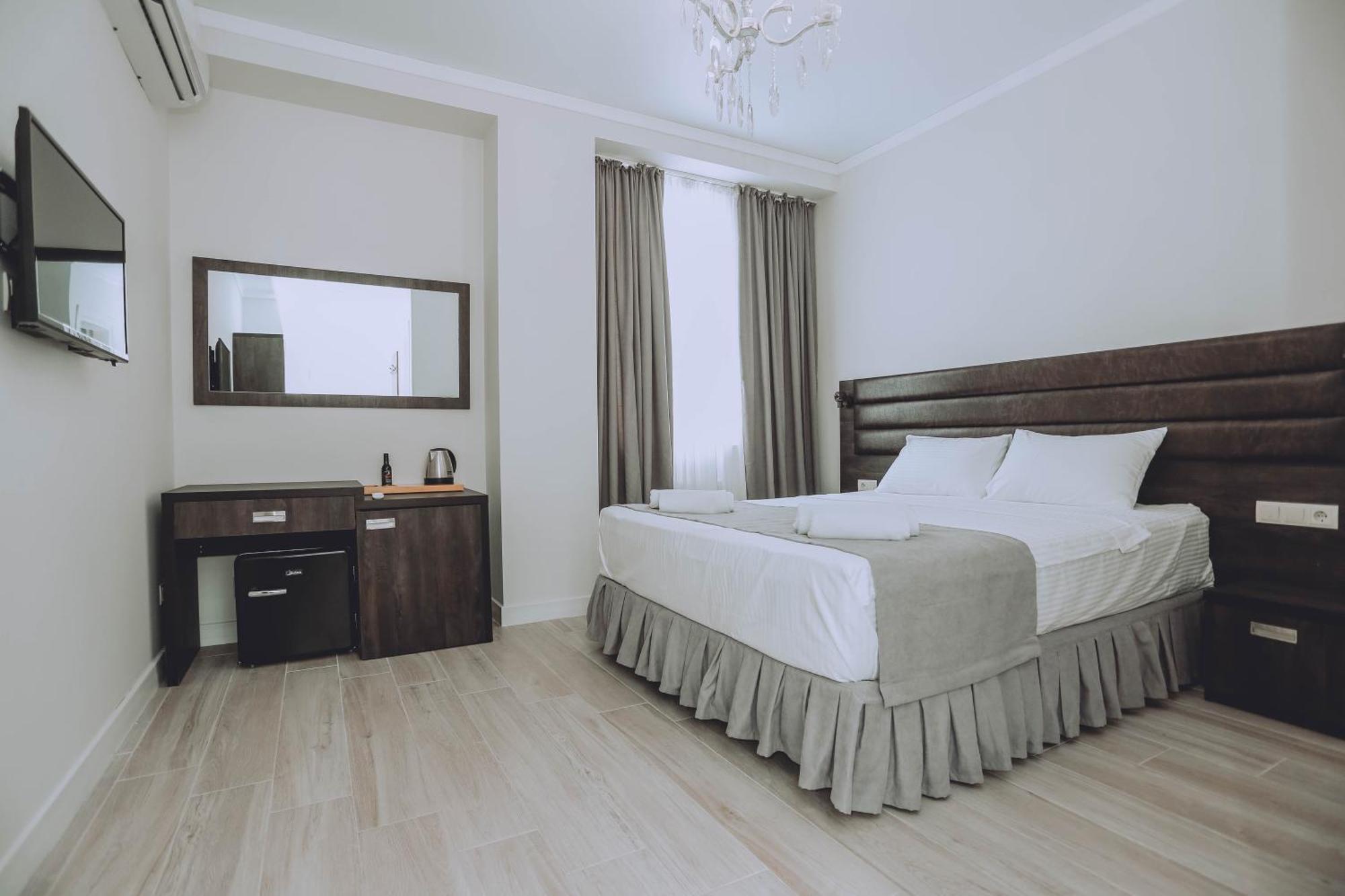 באטומי Royal Medis Hotel מראה חיצוני תמונה